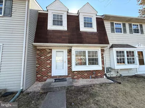 24 King Richard Ct #24, Rosedale, MD 21237