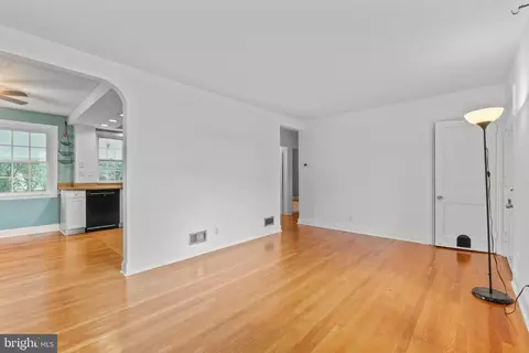 Living - 6504 Crestwood, Baltimore, MD 21239 photo 2 of 3