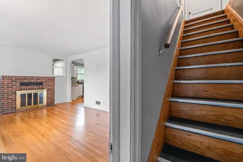 Entry Way - 6504 Crestwood, Baltimore, MD 21239 photo 3 of 3