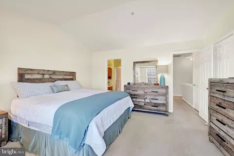 Bedroom - 660 Hunting Fields Rd, Middle River, MD 21220 photo 2 of 4