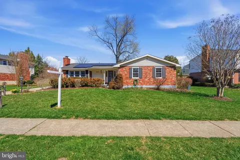 2407 Eastridge Rd, Lutherville Timonium, MD 21093