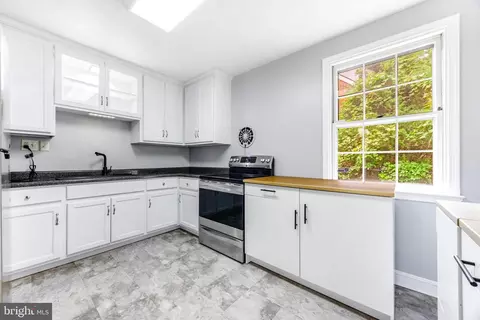 1417 Glendale Rd, Baltimore, MD 21239 photo 12