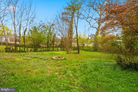 Exterior - 5713 1st Ave, Halethorpe, MD 21227 photo 6 of 6
