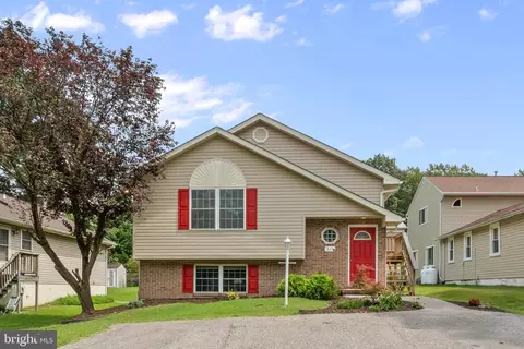 311 Greyhound Rd, Essex, MD 21221