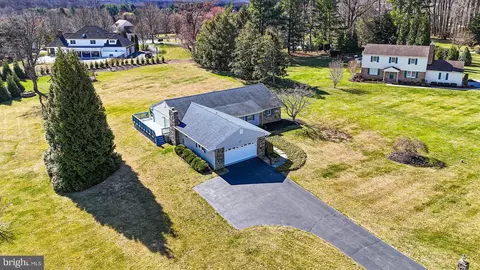 View/Area - 14005 Foxland Rd, Phoenix, MD 21131 photo 4 of 13