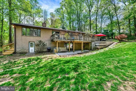 Exterior - 6 Drew Ct, Baldwin, MD 21013 photo 3 of 8