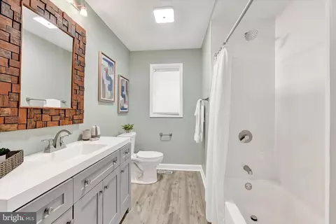 Bath - 6 Drew Ct, Baldwin, MD 21013 photo 1 of 3