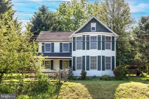 17 Delight Rd, Reisterstown, MD 21136
