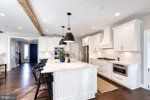 Kitchen - 3997 Manor Oaks Rd, Phoenix, MD 21131 photo 2 of 3