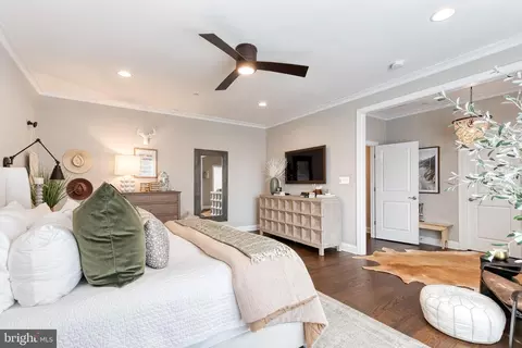 Bedroom - 3997 Manor Oaks Rd, Phoenix, MD 21131 photo 1 of 9