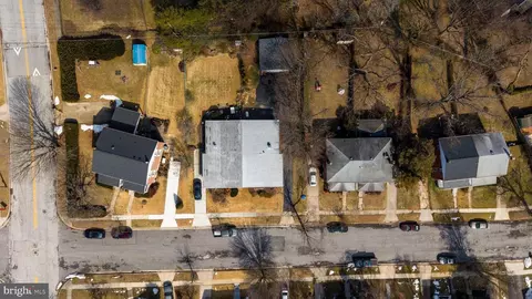 View/Area - 1306 Brixton Rd, Baltimore, MD 21239 photo 2 of 6