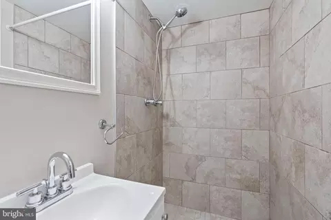 Bath - 1306 Brixton Rd, Baltimore, MD 21239 photo 4 of 4