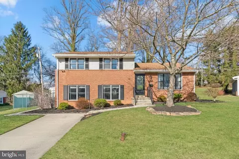 1918 Lismore Ln, Catonsville, MD 21228