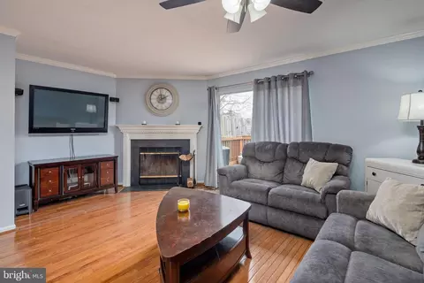 3904 Tidewood Rd, Middle River, MD 21220 photo 12