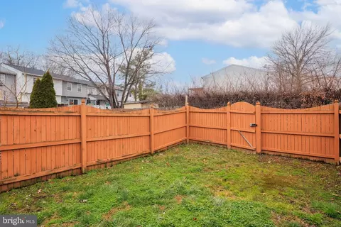 3904 Tidewood Rd, Middle River, MD 21220 photo 13
