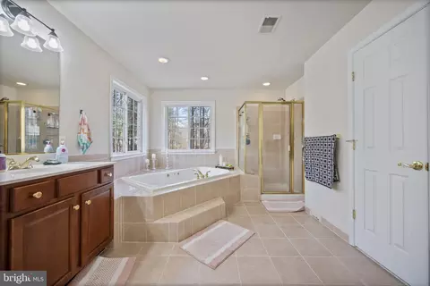 Bath - 3 Blue Violet Ct, Fork, MD 21051 photo 5 of 6
