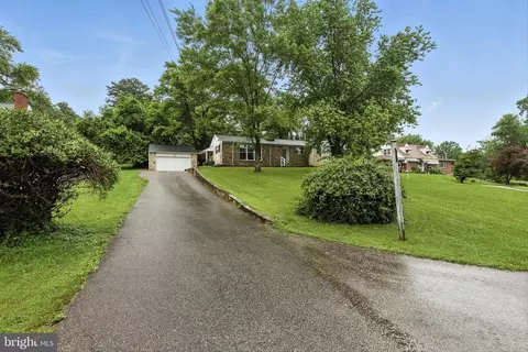 3126 Rices Ln, Windsor Mill, MD 21244