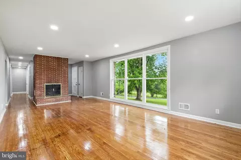 Living - 3126 Rices Ln, Windsor Mill, MD 21244 photo 1 of 7