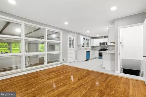 Entry Way - 3126 Rices Ln, Windsor Mill, MD 21244 photo 1 of 2
