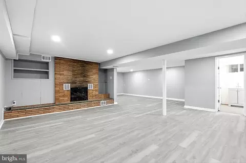 Living - 3126 Rices Ln, Windsor Mill, MD 21244 photo 6 of 7