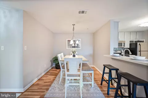 Dining - 2322 N Falls Gable Ln #N, Baltimore, MD 21209 photo 2 of 3