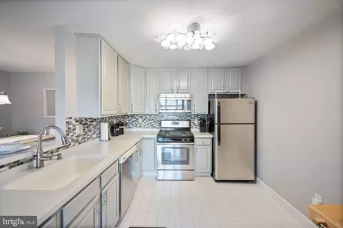 Kitchen - 2322 N Falls Gable Ln #N, Baltimore, MD 21209 photo 1 of 3