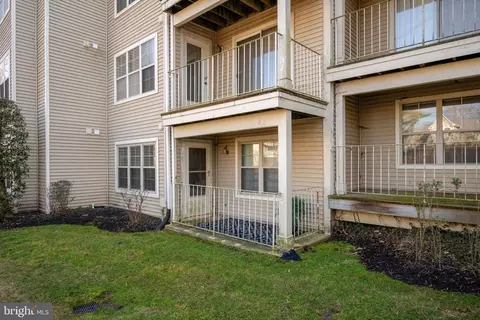 Exterior - 2322 N Falls Gable Ln #N, Baltimore, MD 21209 photo 1 of 2