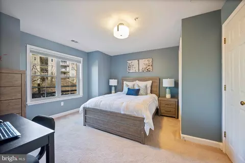 Bedroom - 2322 N Falls Gable Ln #N, Baltimore, MD 21209 photo 5 of 6