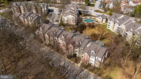 View/Area - 2322 N Falls Gable Ln #N, Baltimore, MD 21209 photo 2 of 7