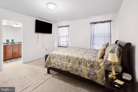 Bedroom - 8853 Delegge Rd, Baltimore, MD 21237 photo 1 of 4