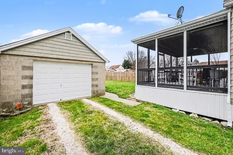 Exterior - 7227 Waldman Ave, Edgemere, MD 21219 photo 3 of 4