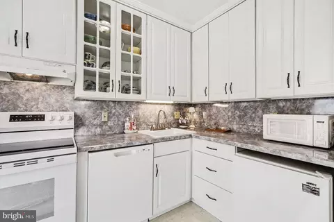 Kitchen - 7227 Waldman Ave, Edgemere, MD 21219 photo 2 of 2