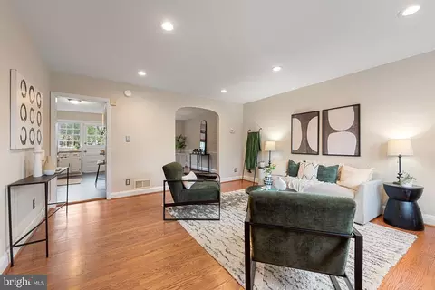 Living - 183 Stanmore Rd, Baltimore, MD 21212 photo 1 of 4