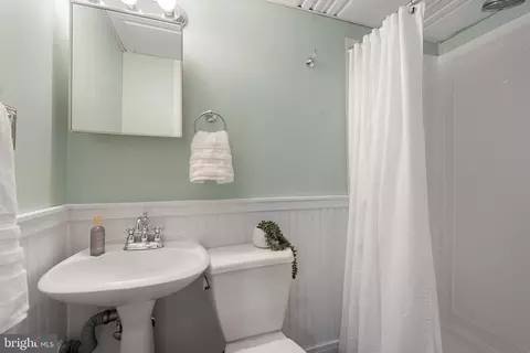 Bath - 183 Stanmore Rd, Baltimore, MD 21212 photo 3 of 3