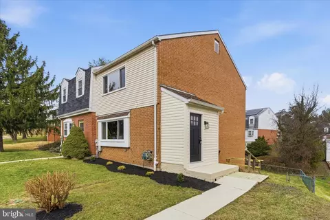 21 Kintore Ct, Parkville, MD 21234
