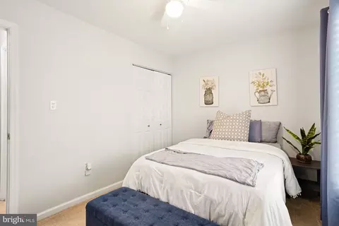 Bedroom - 139 Bourbon Ct, Parkville, MD 21234 photo 4 of 6