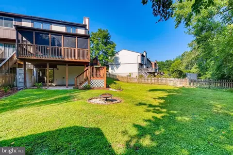Exterior - 139 Bourbon Ct, Parkville, MD 21234 photo 4 of 6
