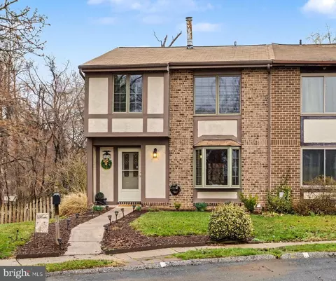 139 Bourbon Ct, Parkville, MD 21234