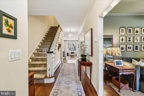 Entry Way - 8029 Strauff Rd #5, Towson, MD 21204 photo 2 of 6