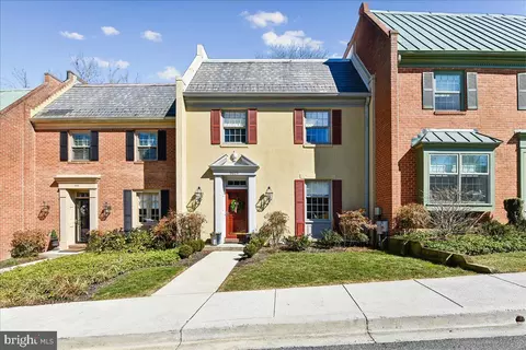 8029 Strauff Rd #5, Towson, MD 21204