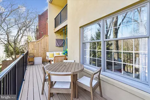 Exterior - 8029 Strauff Rd #5, Towson, MD 21204 photo 3 of 10