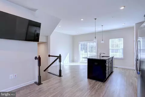 Entry Way - 1811 Wind Gate Rd, Baltimore, MD 21227 photo 1 of 11
