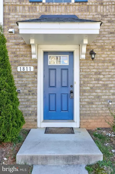 Exterior - 1811 Wind Gate Rd, Baltimore, MD 21227 photo 7 of 9