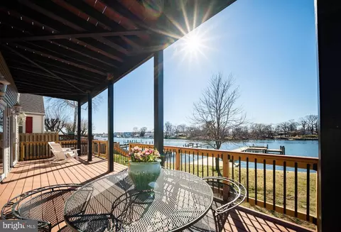 8101 Shore Rd, Dundalk, MD 21222