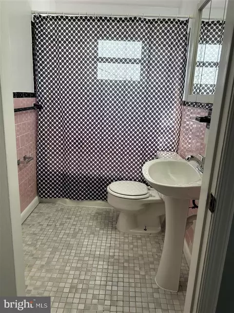 Bath - 8333 Kavanagh Rd, Dundalk, MD 21222 photo 1 of 4