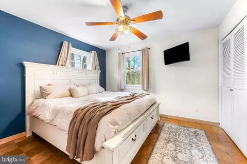 Bedroom - 6204 Ebenezer Rd, Middle River, MD 21220 photo 4 of 8