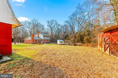 Exterior - 6204 Ebenezer Rd, Middle River, MD 21220 photo 8 of 10