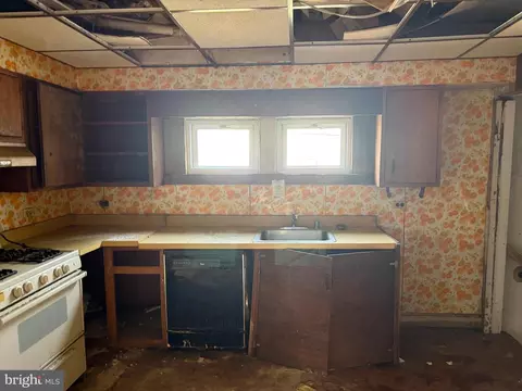 Other - 900 Northpoint Rd, Baltimore, MD 21224 photo 3 of 7
