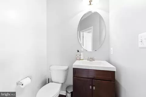 Entry Way - 9429 Barnside Ct, Perry Hall, MD 21128 photo 3 of 12