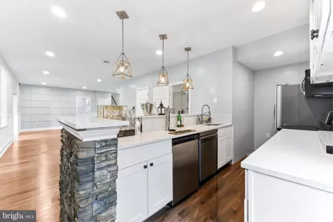 Kitchen - 9429 Barnside Ct, Perry Hall, MD 21128 photo 4 of 4